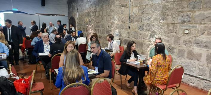 656f64089750f_706x317